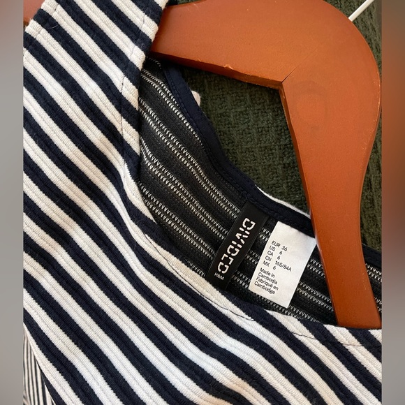H&M Navy Blue + White Striped Sleeveless Dress - Picture 6 of 6